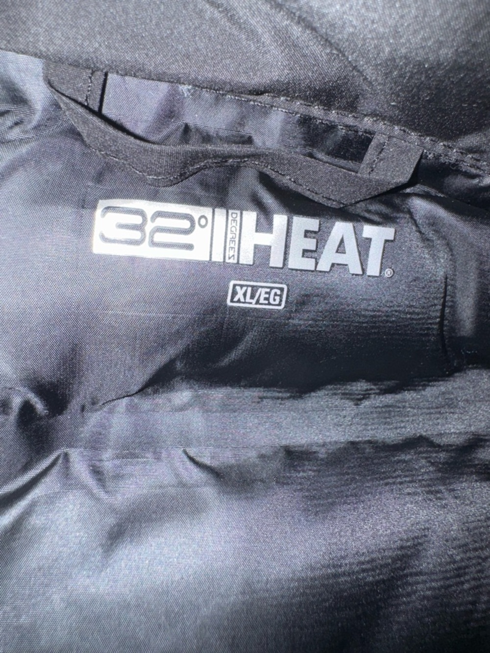 32 Degrees Black Quilted Puffer Vest size xl - Picture 3 of 4